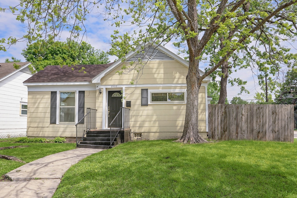 For Sale $835,000 • Co-Listing Agent