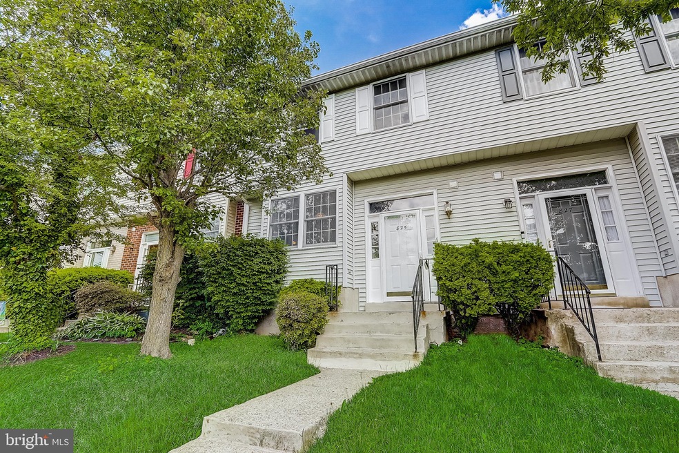 825 Joshua Tree Ct, Owings Mills, MD 21117 - photo 1