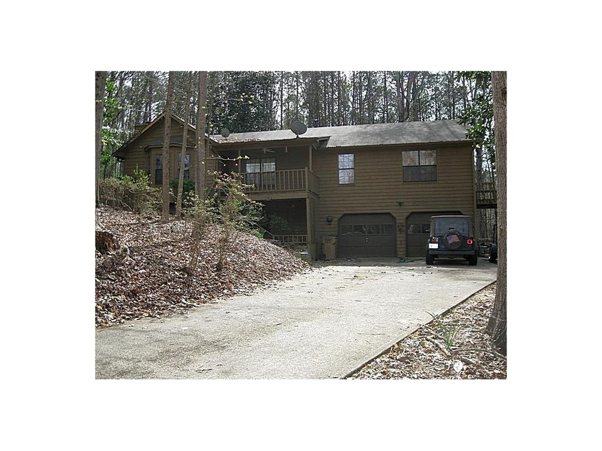 Home Situated on Wonderful Wooded Lot in Cul-de-Sa