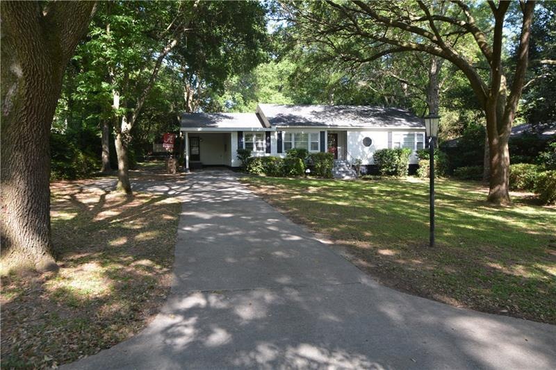 Welcome to 351 Byron Ave W!