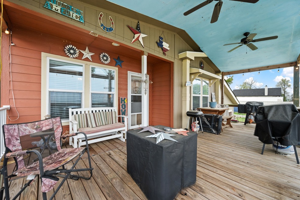 730 Coco Loop, Point Blank, TX 77364 - photo 1