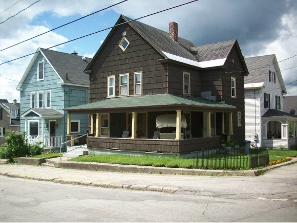 287 High St, Berlin, NH 03570 - photo 1