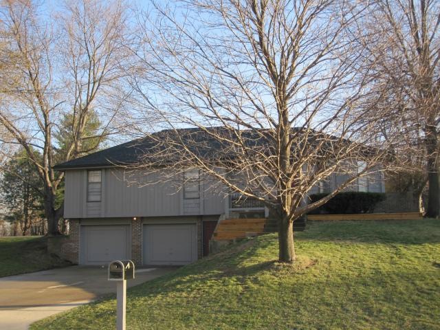 21507 W 70th St, Shawnee, KS 66218 - photo 1