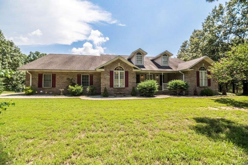 556 Stone Creek Dr, Poplar Bluff, MO 63901 - photo 1