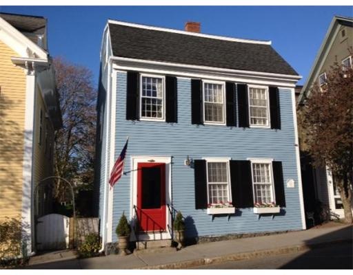 3 State St unit 1, Marblehead, MA 01945 - photo 1