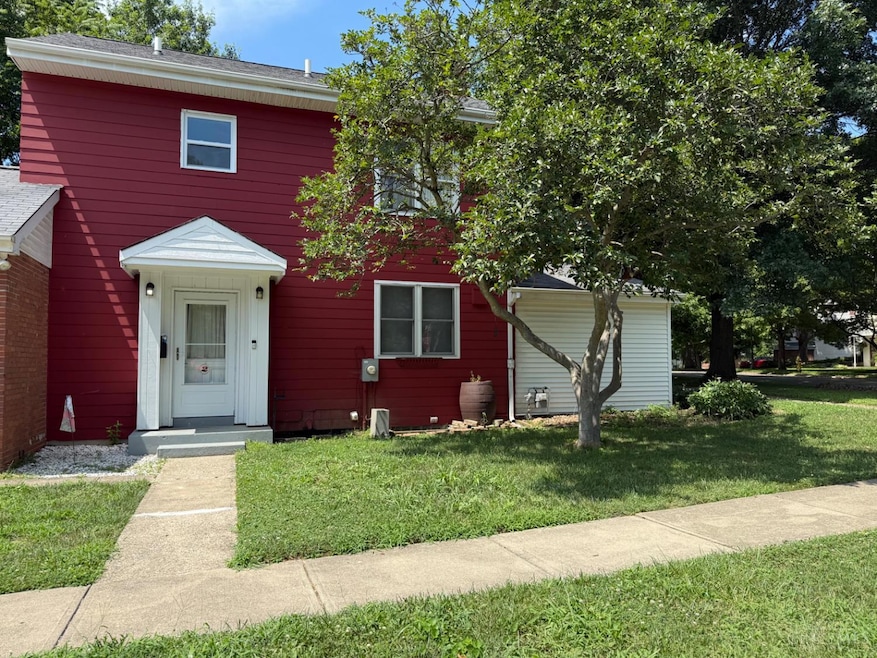 2 Brompton Ln, Cincinnati, OH 45218 - photo 1