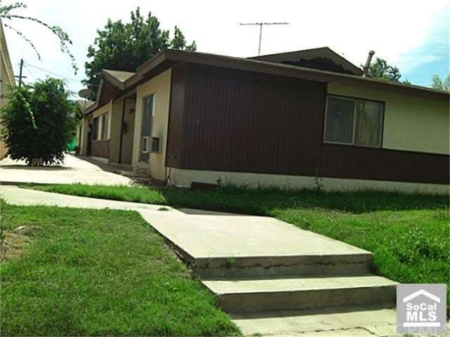 606 W 7th st.