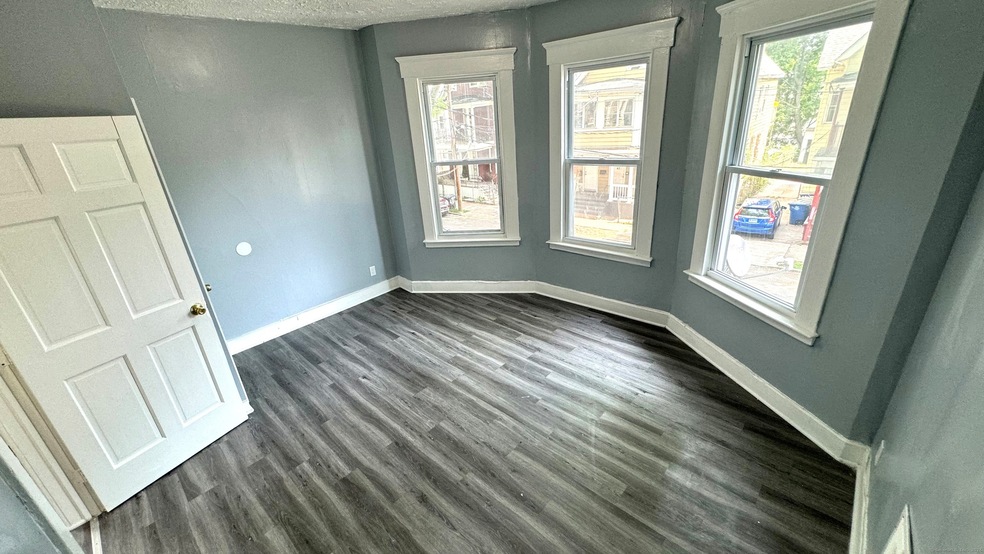 44 Hurlburt St unit 2, New Haven, CT 06519 - photo 1