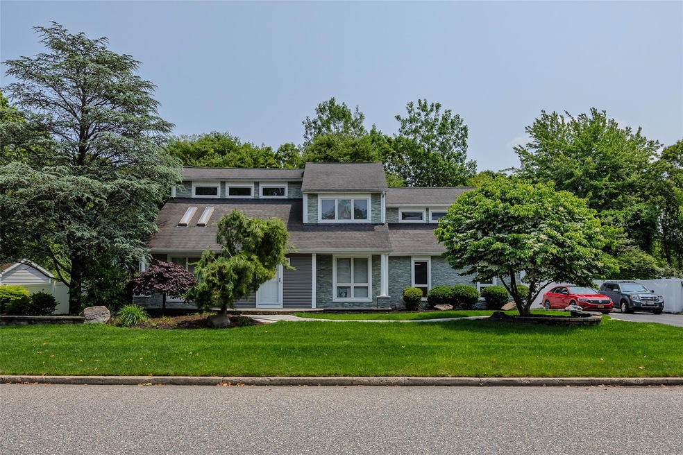 Sold $845,000 • Co-Listing Agent