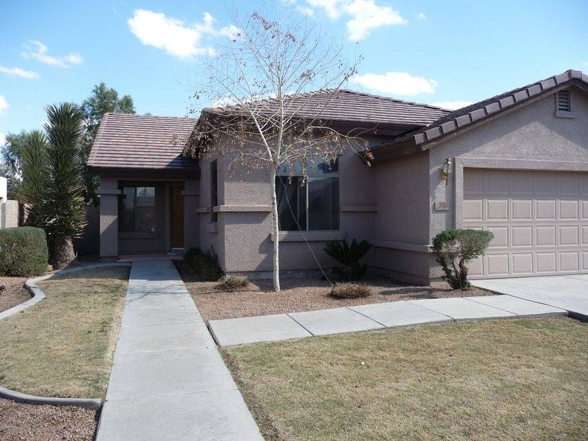 SB Front elev