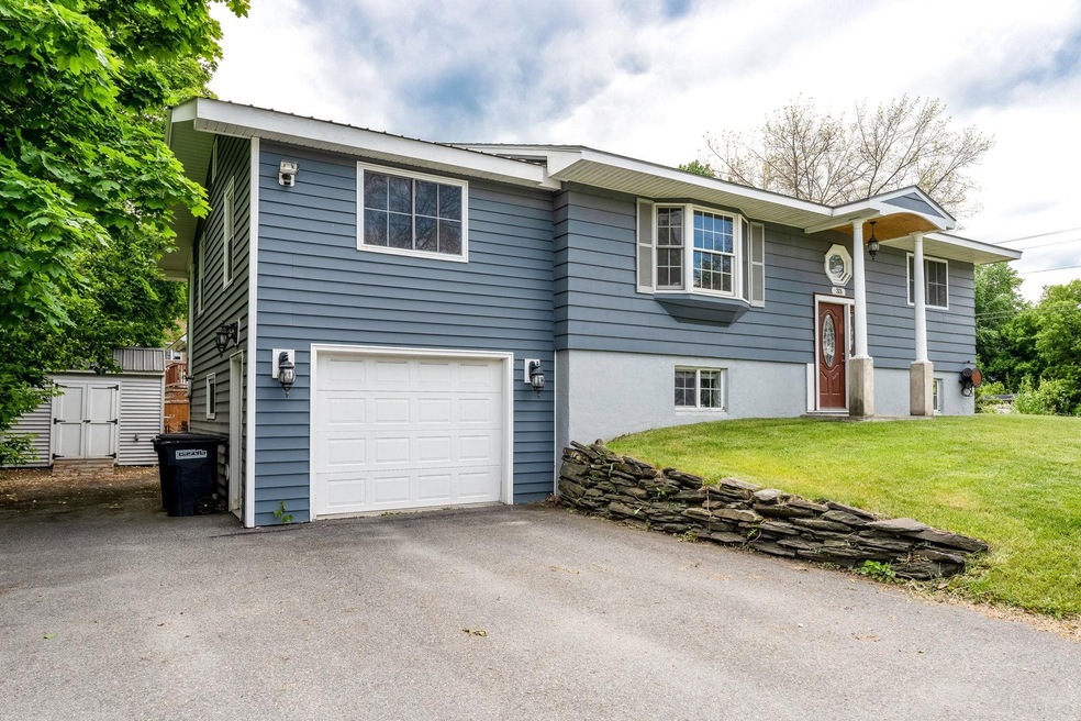 33 Camp St, Barre, VT 05641 - photo 1