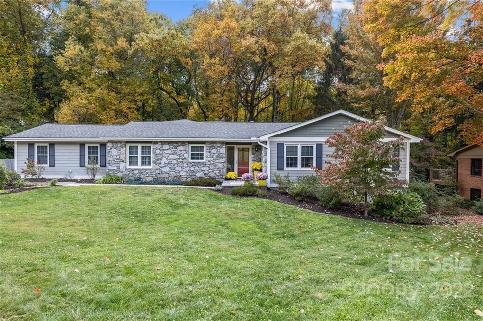 35 Ballantree Dr, Asheville, NC 28803 - photo 1