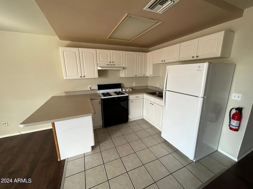 1810 E 8th St unit F, Douglas, AZ 85607 - photo 1