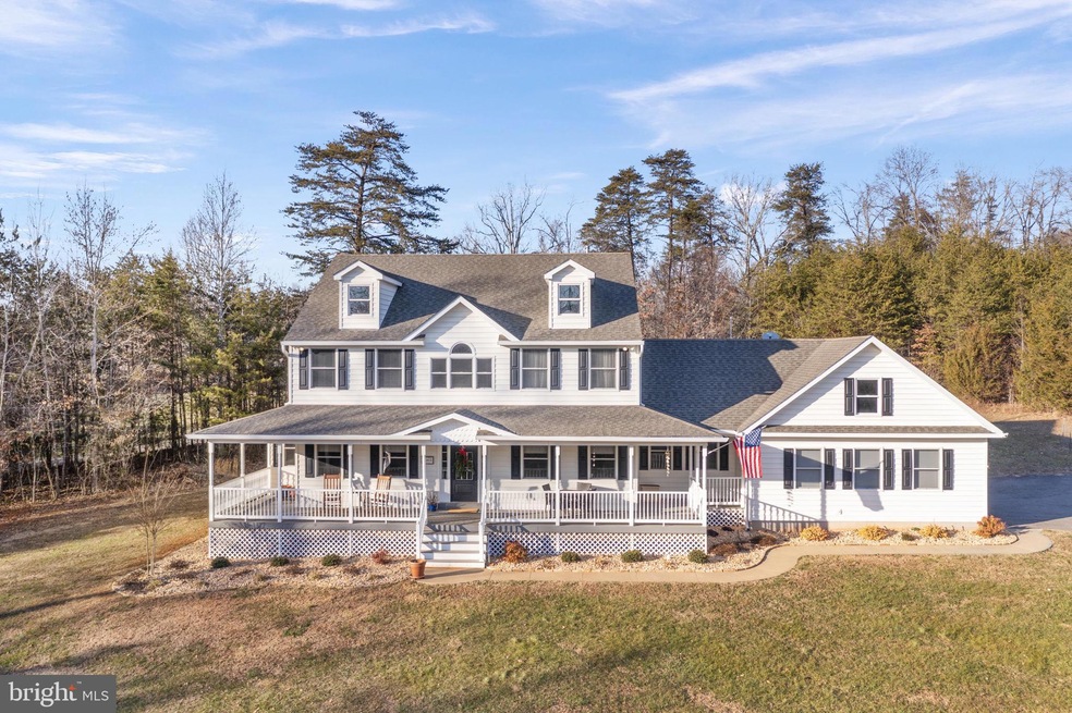 8384 Botha Rd, Warrenton, VA 20186 - photo 1