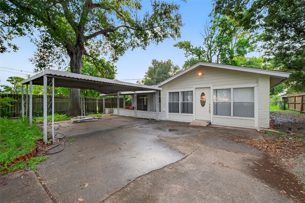 For Rent $1,999/month