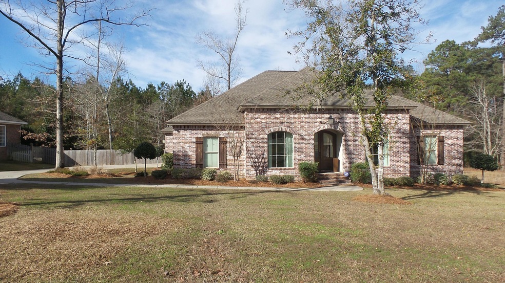 43 Windermere Blvd