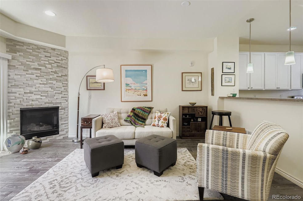 1305 Kestrel Ln unit J, Longmont, CO 80501 - photo 1