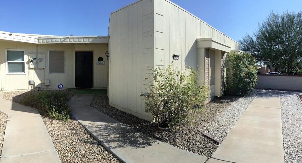 17231 N 106th Ave unit 39, Sun City, AZ 85373 - photo 1