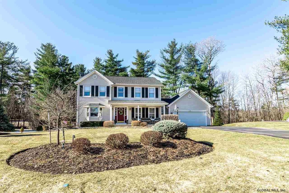 41 Macaulay Ln, Schenectady, NY 12309 - photo 1