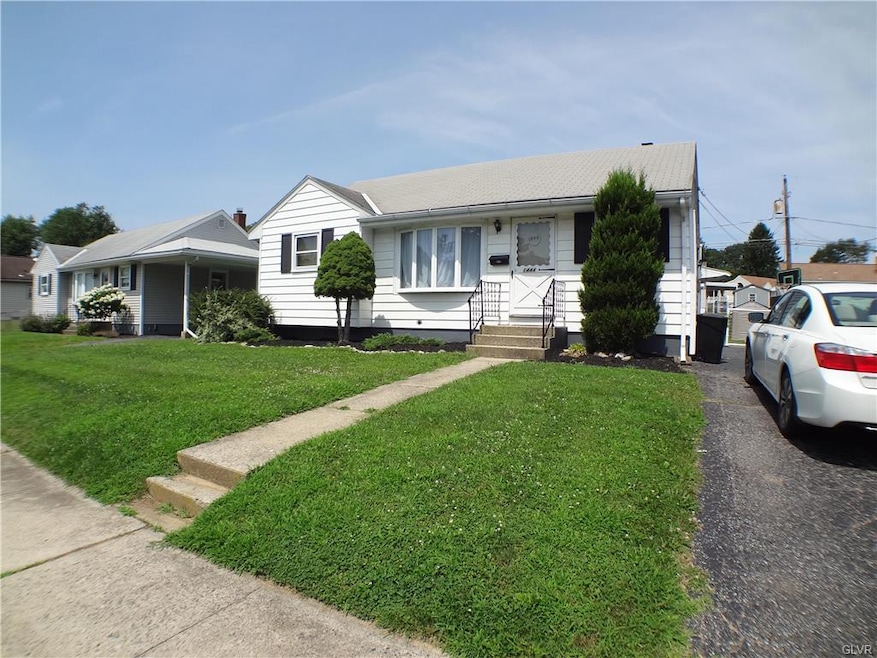 1444 Valley Rd, Bethlehem, PA 18018 - photo 1