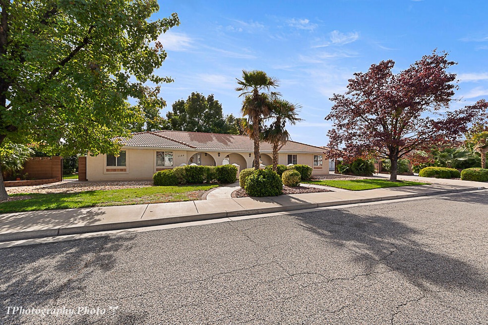 1184 St James Ln-19