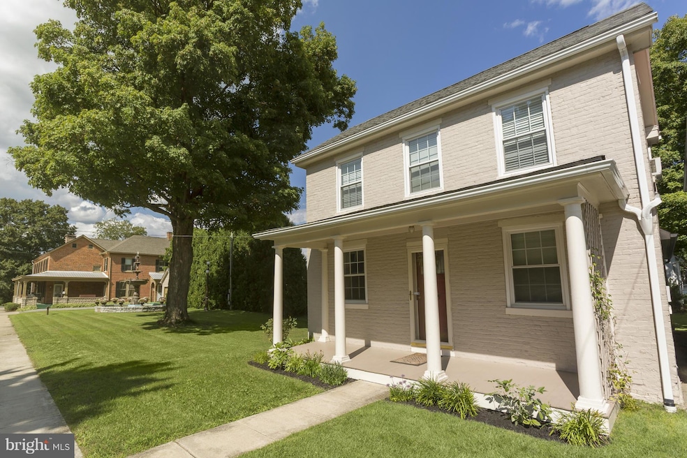 45 N Fayette St, Mercersburg, PA 17236 - photo 1