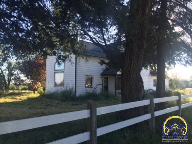 12047 S Docking Rd, Burlingame, KS 66413 - photo 1