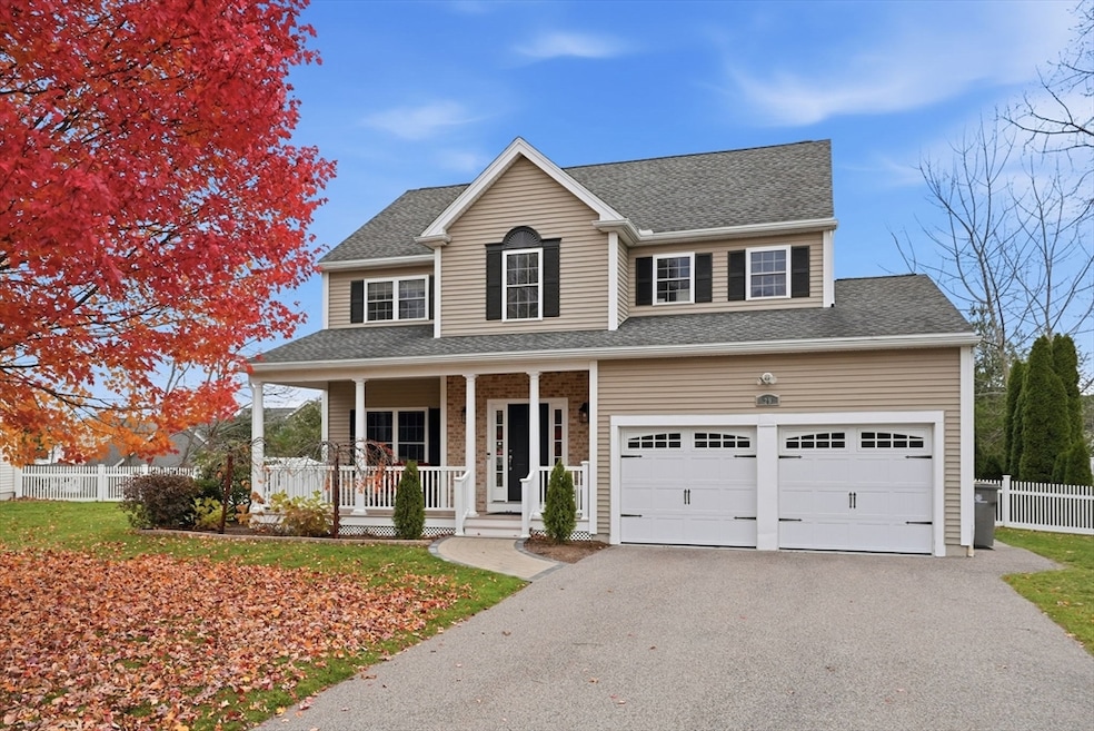 Pending $1,050,000 • Co-Listing Agent