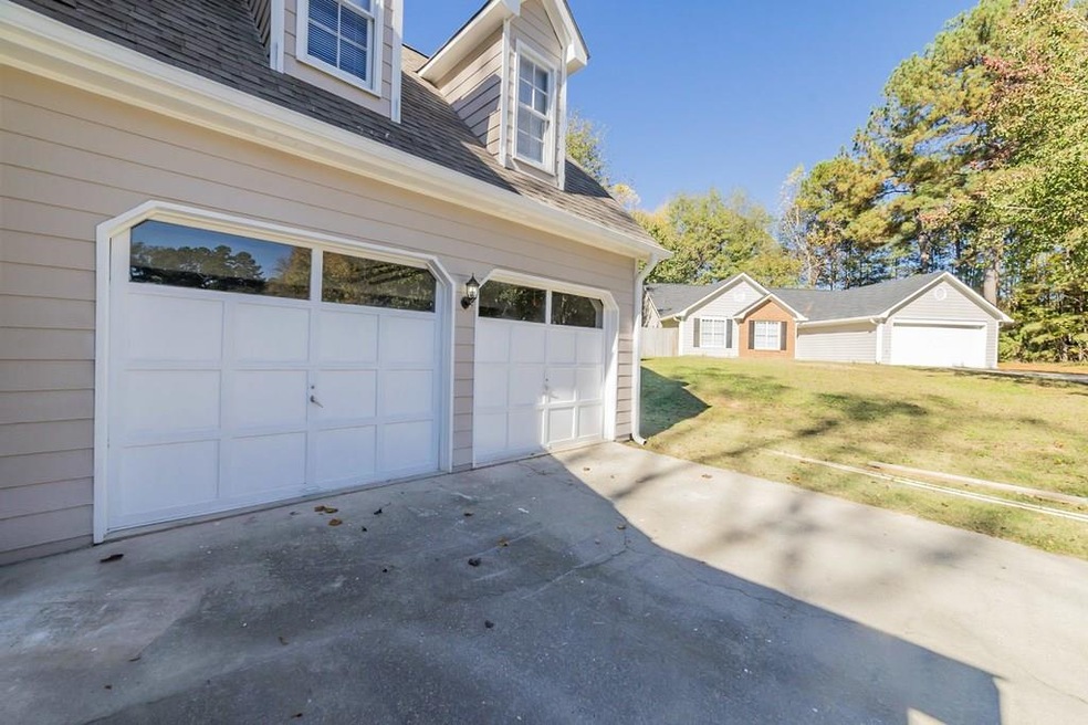 2208 Ridgewood Ct NE, Conyers, GA 30013 - photo 1