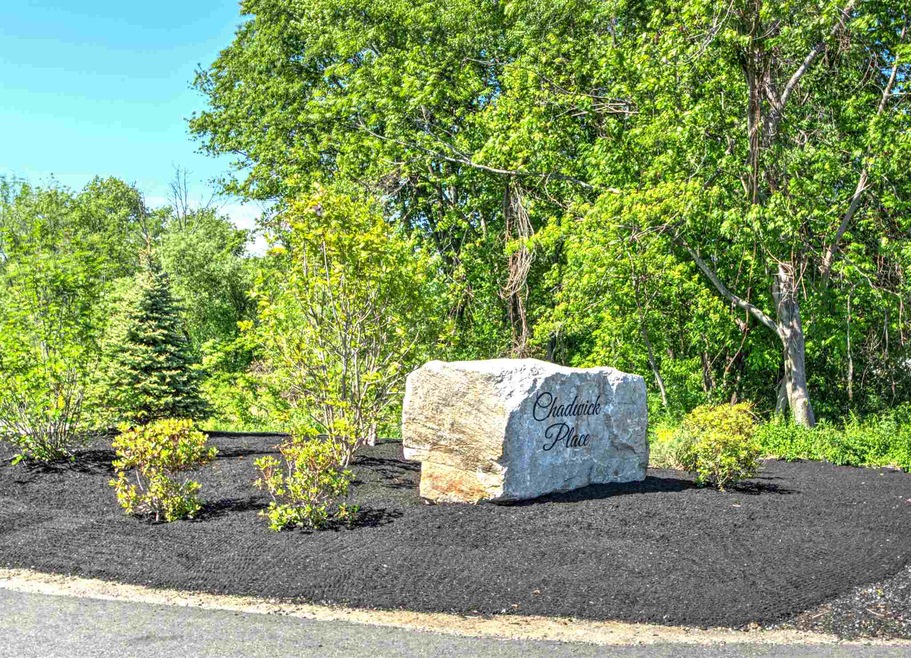 24 Chadwick Cir unit 15, Windham, NH 03087 - photo 1