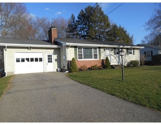 21 Rzasa Dr, Chicopee, MA 01013 - photo 1