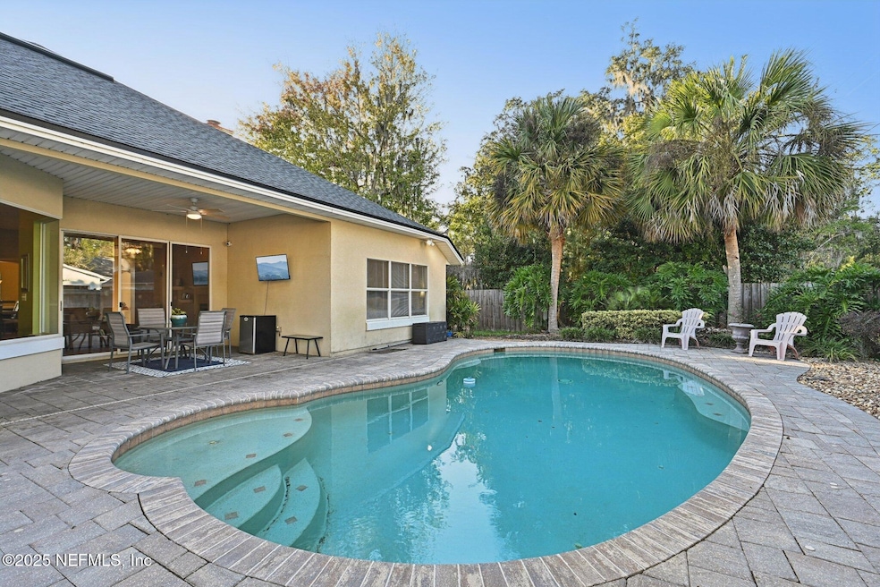 41-web-or-mls-Sentry Oak Ct-S1411-041