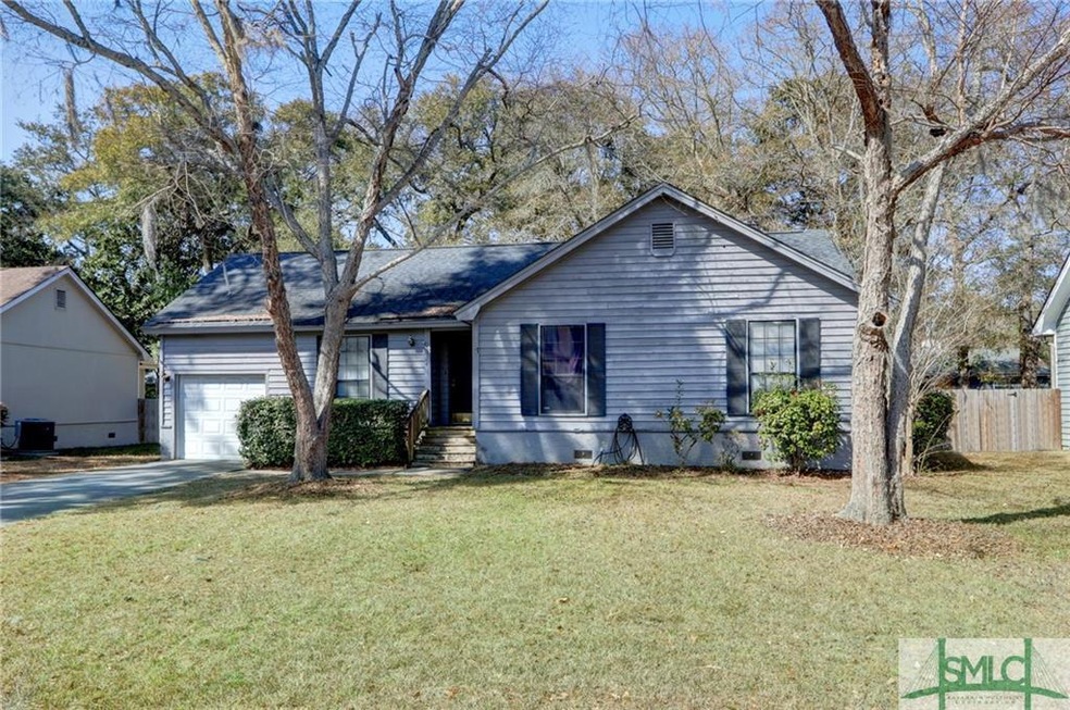 124 S Sheftall Cir, Savannah, GA 31410 - photo 1