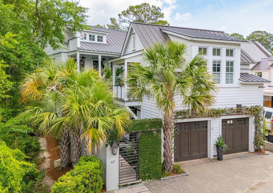 Welcome home to your coastal oasis!