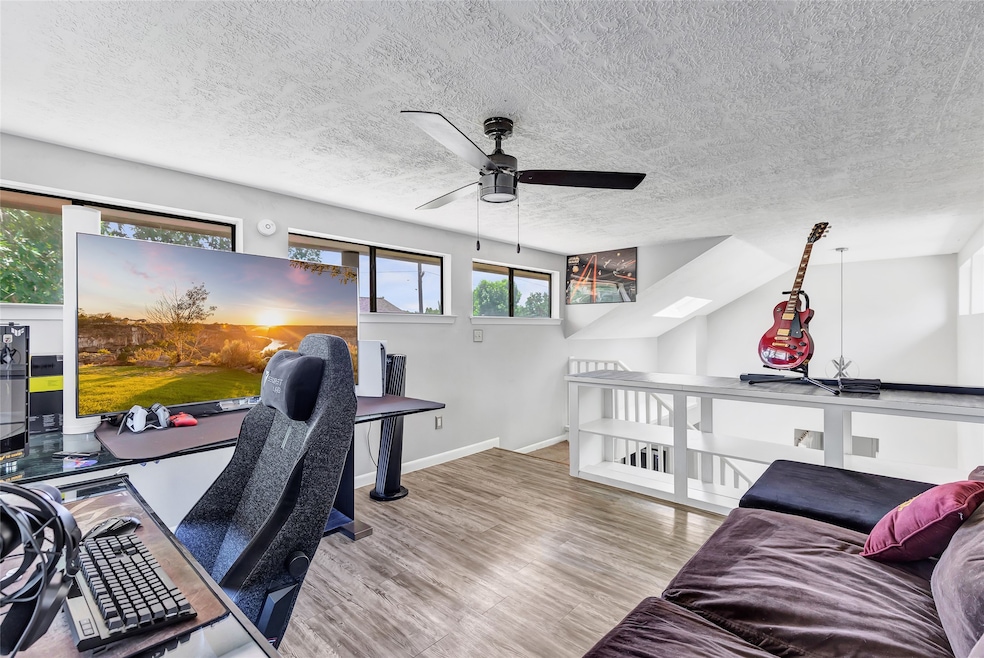 For Rent $2,000/month