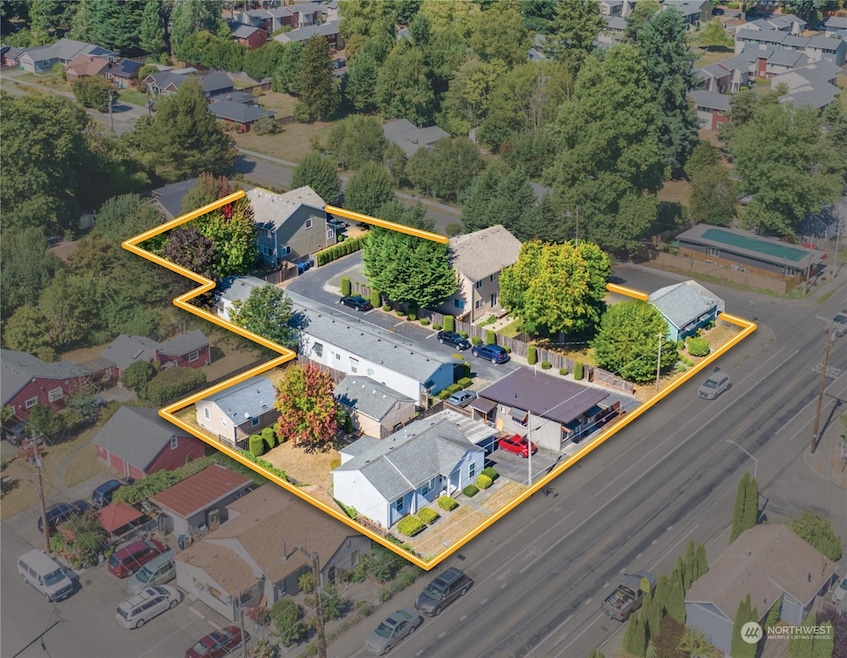 Sold $2,495,000 • Co-Listing Agent