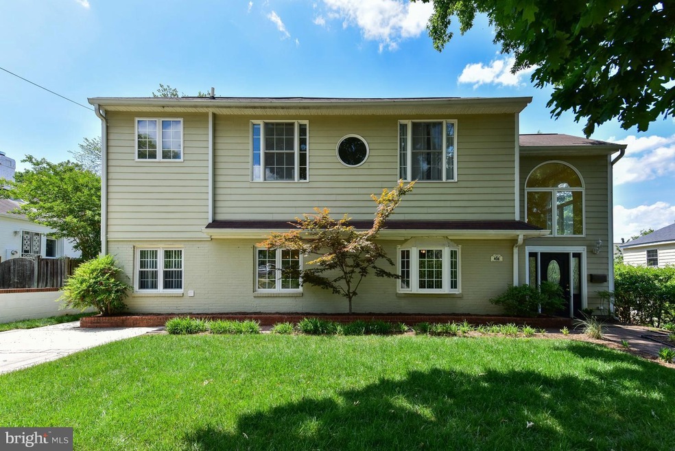 408 Cloverway Dr, Alexandria, VA 22314 - photo 1