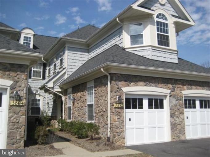 13862 Greendale Dr unit 49, Woodbridge, VA 22191 - photo 1