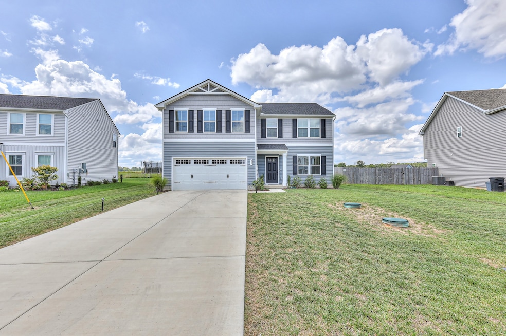 Under Contract $399,999