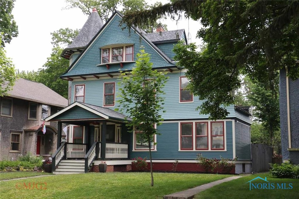 2238 Scottwood Ave, Toledo, OH 43620 - photo 1