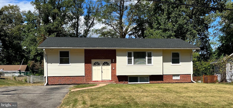 7600 Pollen St, Lorton, VA 22079 - photo 1