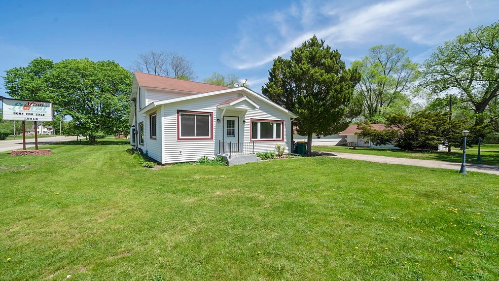 5133 S County Road D, Afton, WI 53501 - photo 1