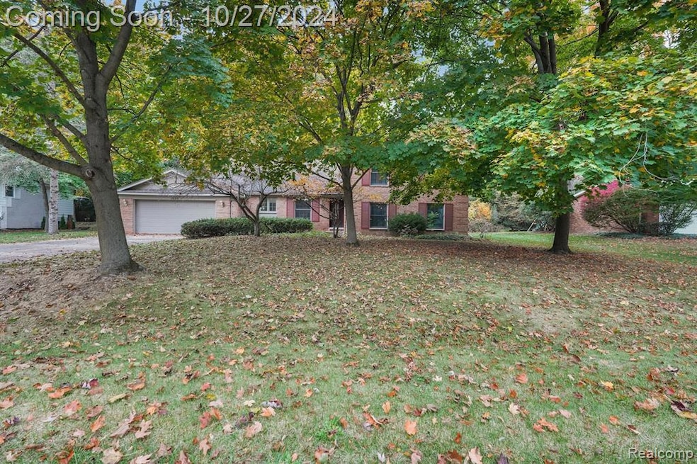 7408 Cathedral Dr, Bloomfield Hills, MI 48301 - photo 1