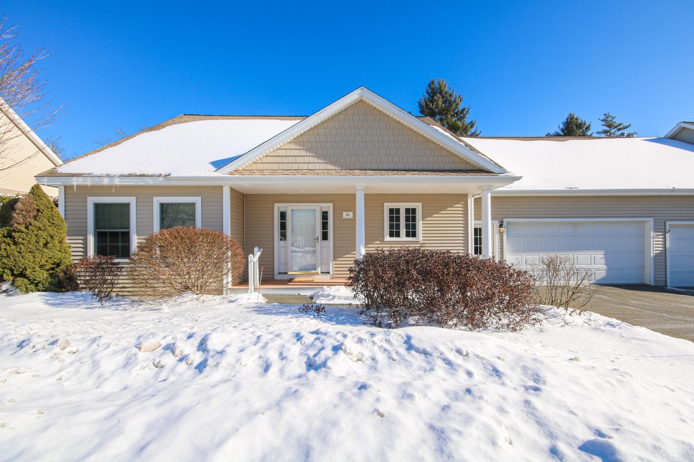 21 Sand Point Ln Cumberland - 3