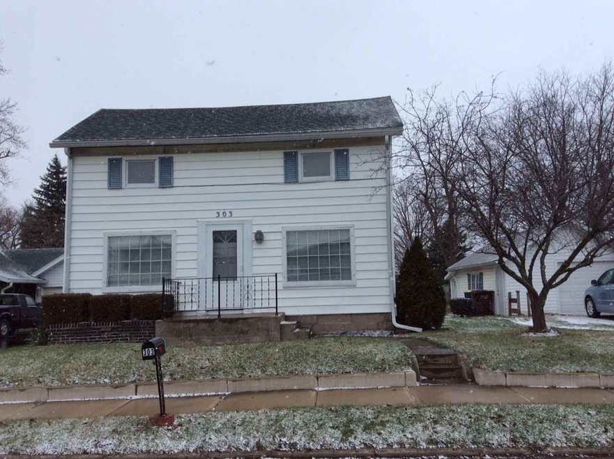 303 N Jefferson St, Ossian, IN 46777 - photo 1