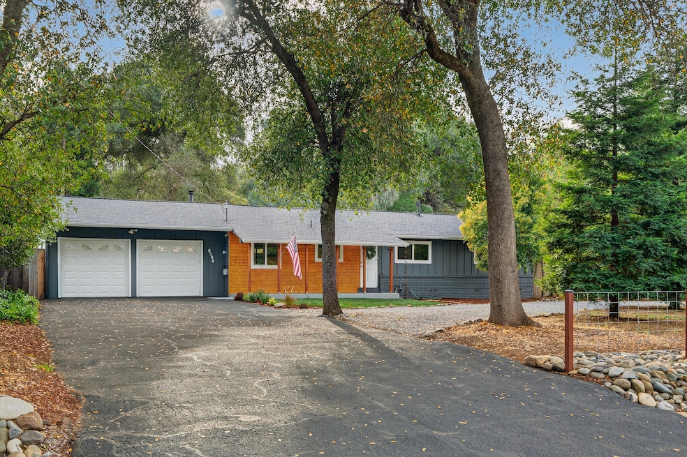 8500 Copper Dr, Redding, CA 96001 - photo 1