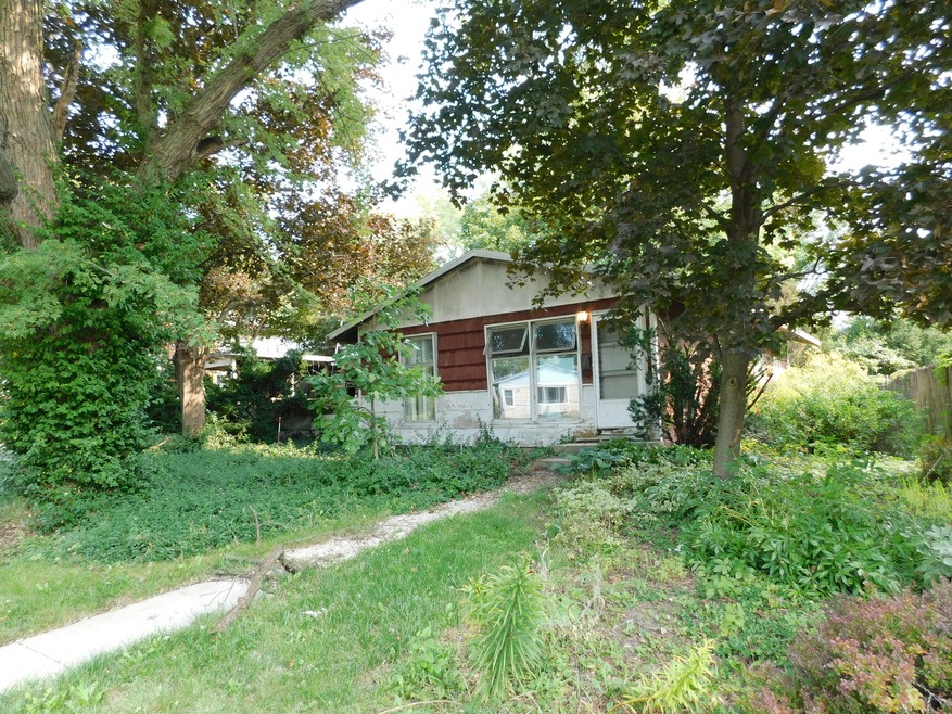 173 Austin Ave, Carpentersville, IL 60110 - photo 1