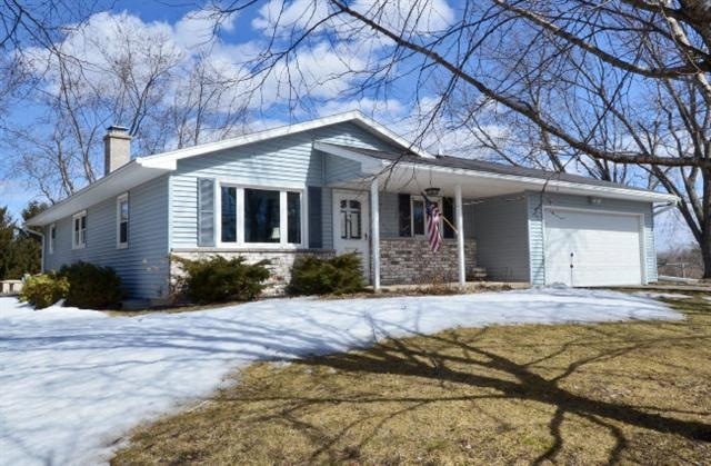 658 French Glen, Oregon, WI 53575 - photo 1