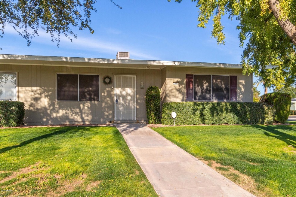 11002 W Santa fe Dr unit 69, Sun City, AZ 85351 - photo 1