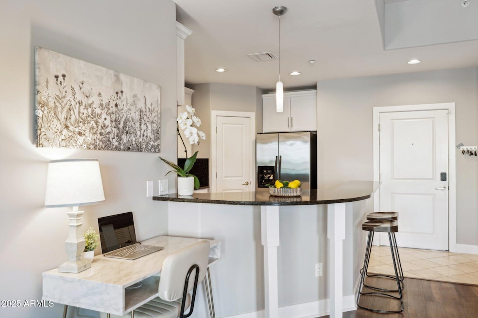 Northshore Condominiums unit 3009, Tempe, AZ 85281 - photo 1